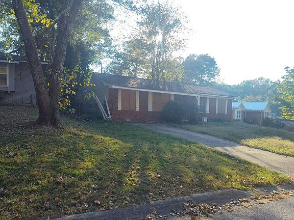 3rd image of 27 Glendale Dr