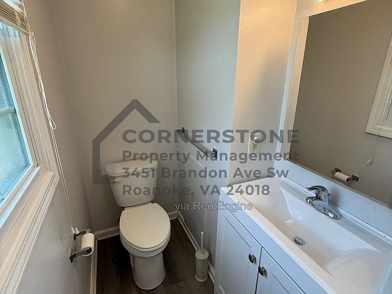 1103 Lakeview Pl — Photo 15