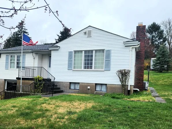 12 Hickory Lane, Wheeling, WV 26003