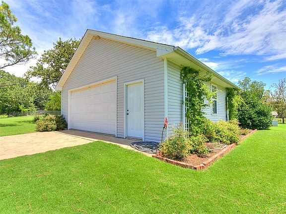 3rd image of 9800 Little River Dr
