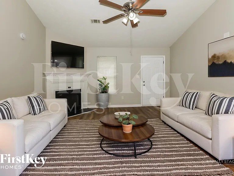 11035 Shannon Cir — Photo 4