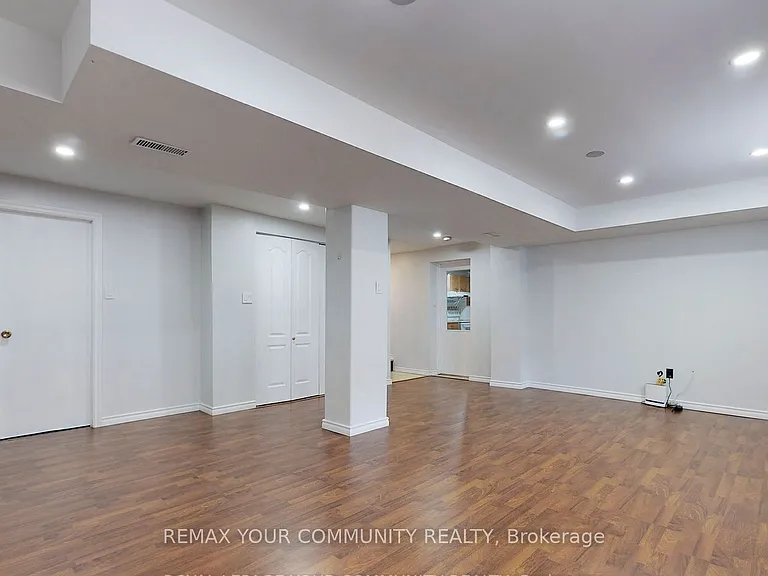 41 Shropshire Dr #BASEMENT — Photo 8