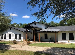 3101 Howard Rd, Waxahachie, TX 75165