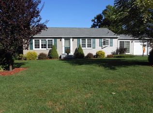 14 Covel St, Springfield, MA 01128