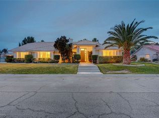 7225 Latour Ct, Las Vegas, NV 89117