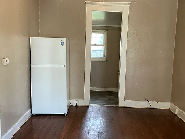 612 W Adams St #1 — Photo 8