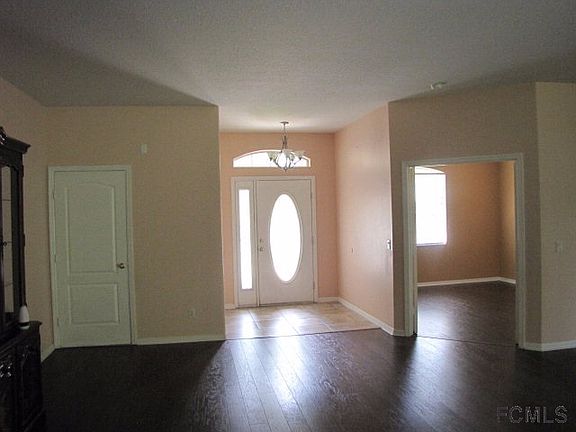 3rd image of 33 Westminster Dr