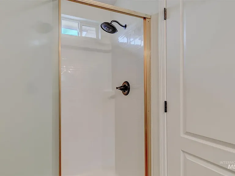 4259 N Chatterton Ave — Photo 32