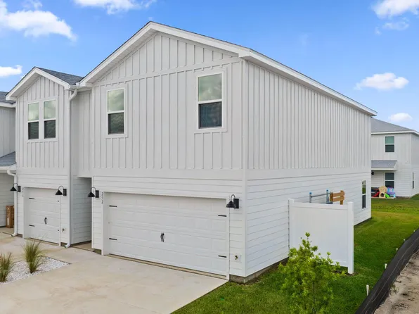 252 Salt Creek Ln, Mexico Beach, FL 32456