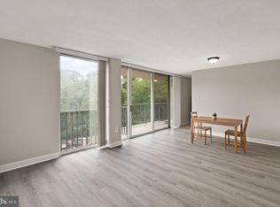 4600 S Four Mile Run Dr APT 102, Arlington, VA 22204