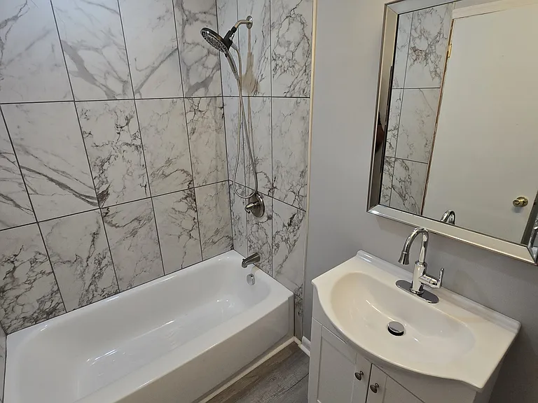 1009 Horne Ave — Photo 4