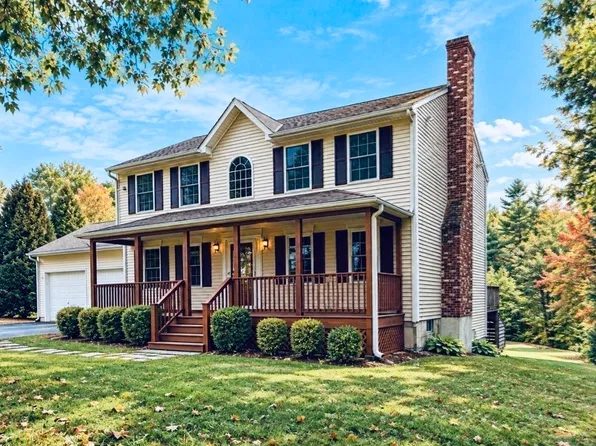 99 Turner Ln, Templeton, MA 01468