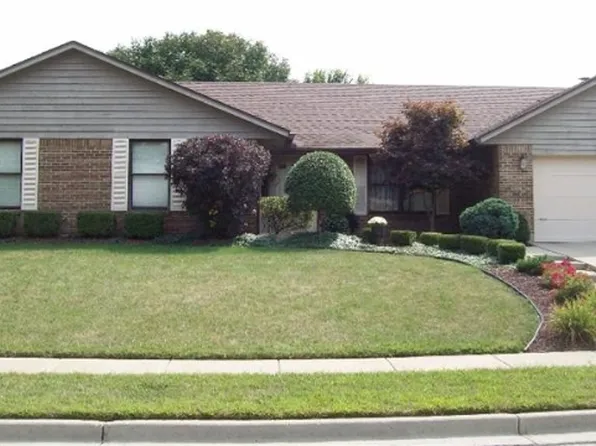 507 Flanders Ave, Brookville, OH 45309