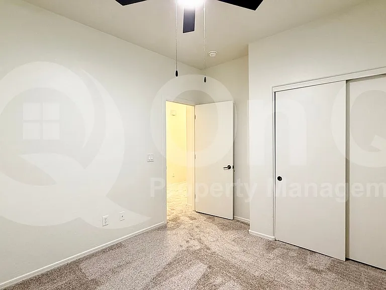 807 W Sunset Dr — Photo 5