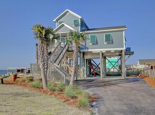 1 Sumter Dr, Folly Beach, SC 29439