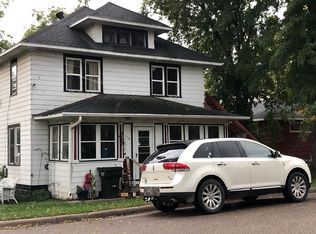 116 Central Ave E, New London, MN 56273