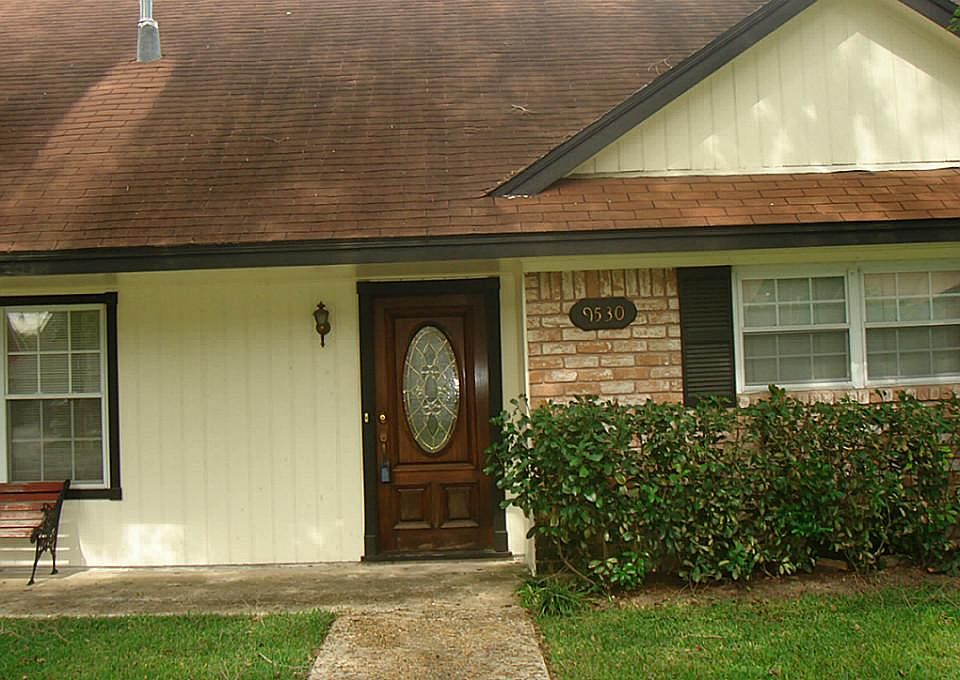 1st image of 9530 Fairdale Ln
