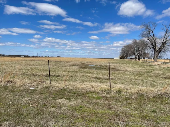 26389 E 720th Rd, Wagoner, OK 74467