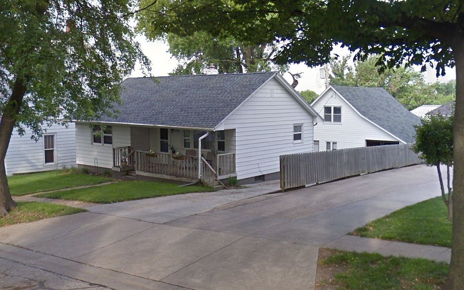 1st image of 2824 N 205th St