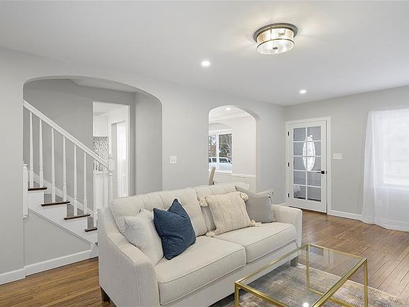 5th image of 3390 Blanche Ave