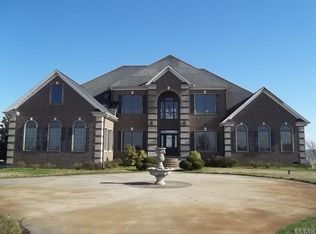 230 Bald Eagle Point Dr, Hertford, NC 27944