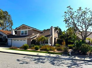 7 Carob Dr, Thousand Oaks, CA 91320