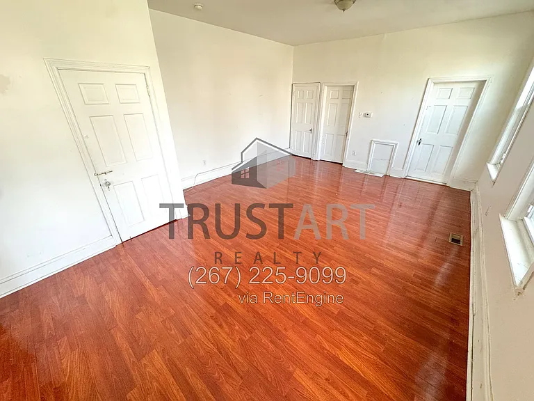 501 S 49th St #1 — Photo 6