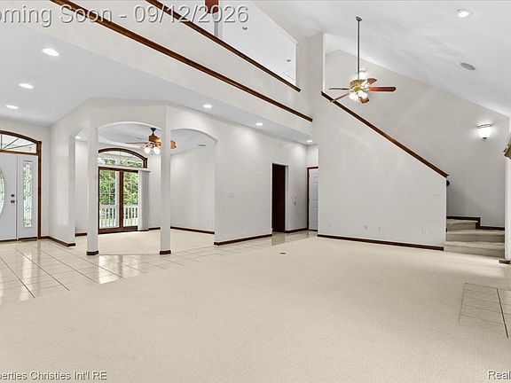 4th image of 1143 Brewster Rd