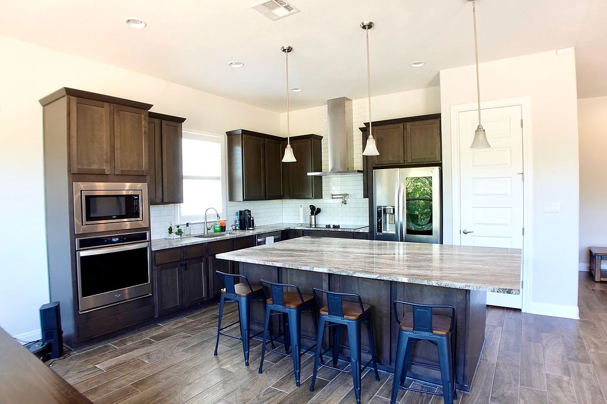 Kitchen - 3750 E Palm Valley Blvd #34