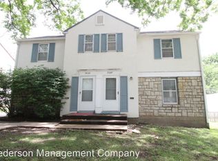 7537 State Line Rd, Kansas City, MO 64114