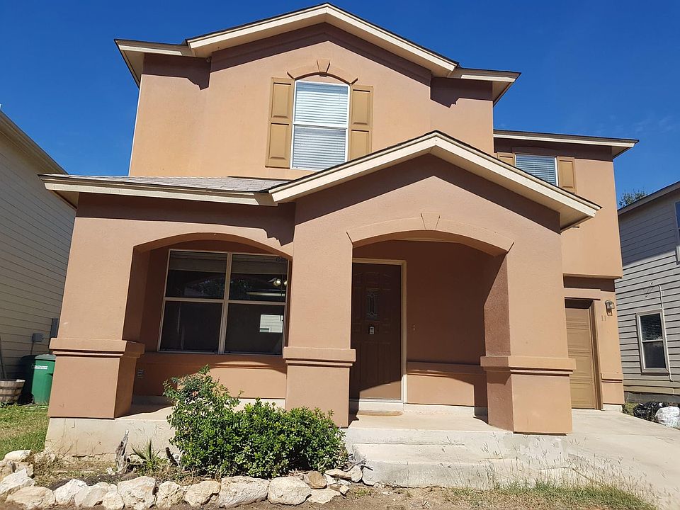 1st image of 119 Arrow Oaks