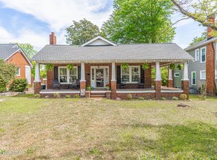 304 Minturn Ave, Hamlet, NC 28345
