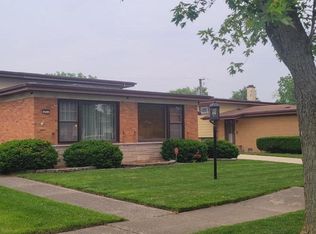 251 S Mayfair Pl, Chicago Heights, IL