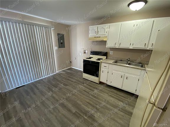 5th image of 5450 Broomall St