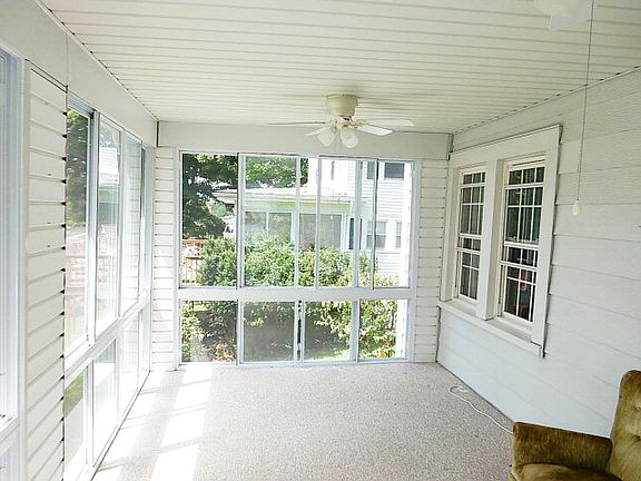 2nd image of 301 Highland Ave