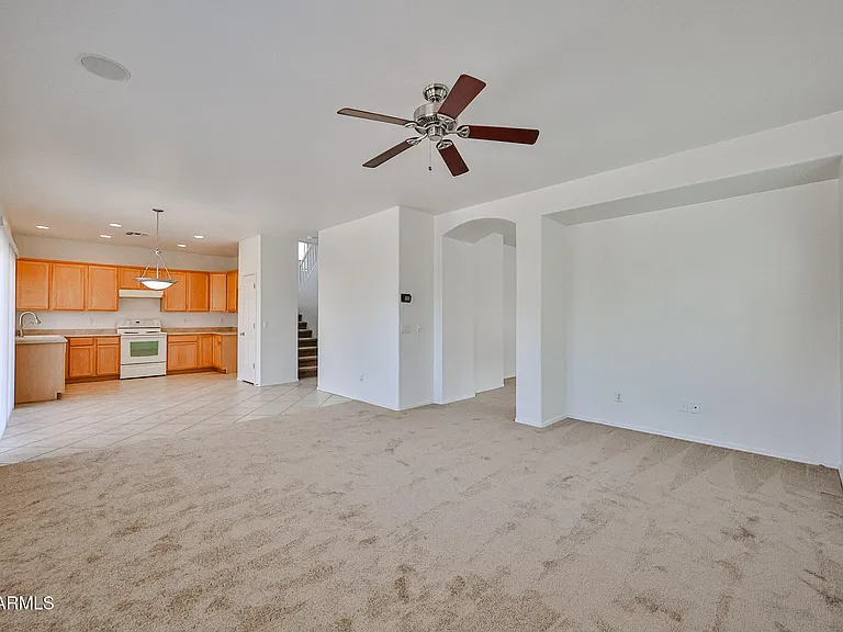 14584 W Watson Ln — Photo 8