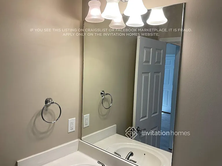 160 Edgewater Trl — Photo 13