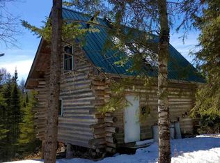 4953 North Rd, Hovland, MN 55606