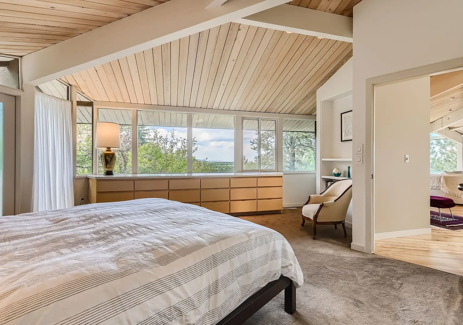 One of a Kind 3 BDR in west Boulder - Live in a Piece of Art — Photo 4