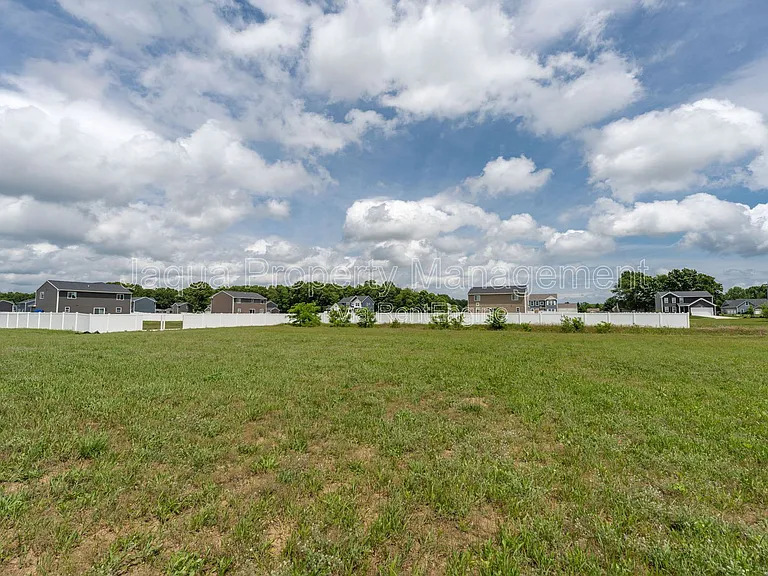 48265 Silver Oaks W — Photo 24
