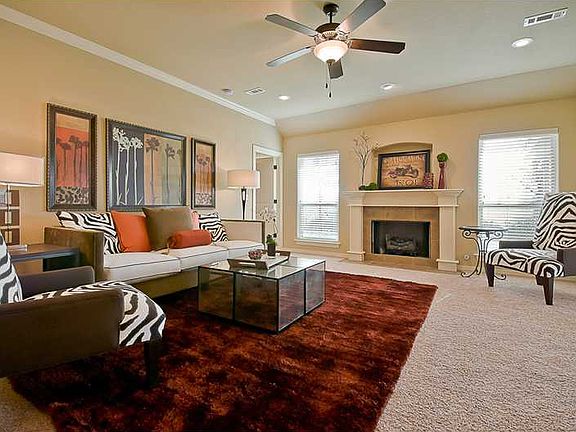 4th image of 4221 Lierly Ln