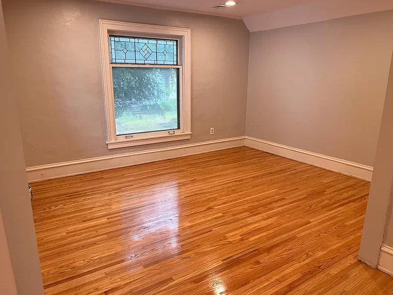 166 Linden St #2 — Photo 18