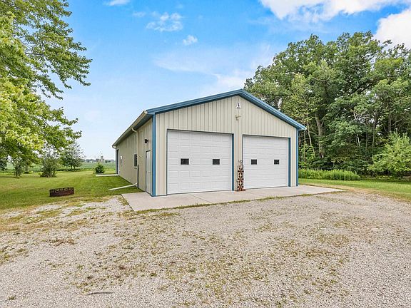 2nd image of 138 Elm Dr