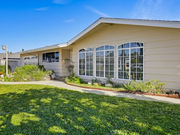 1934 S Robert Ln, Anaheim, CA 92802