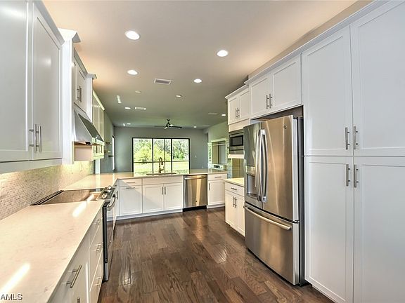 5th image of 11558 Riverstone Ln