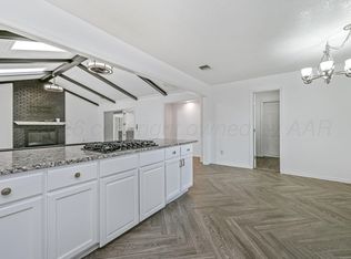 4015 Oakhurst Dr, Amarillo, TX 79109