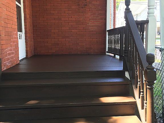 Shady porch Apt#1