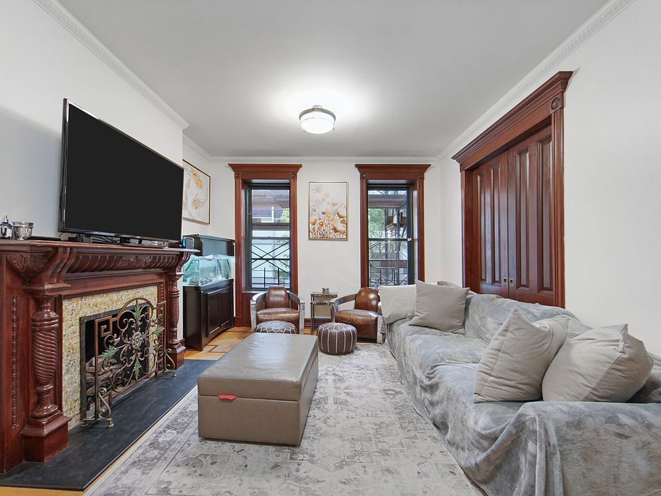 1st image of 112 E 17th St APT 3W
