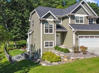 N3243 Violet Rd, Lake Geneva, WI 53147