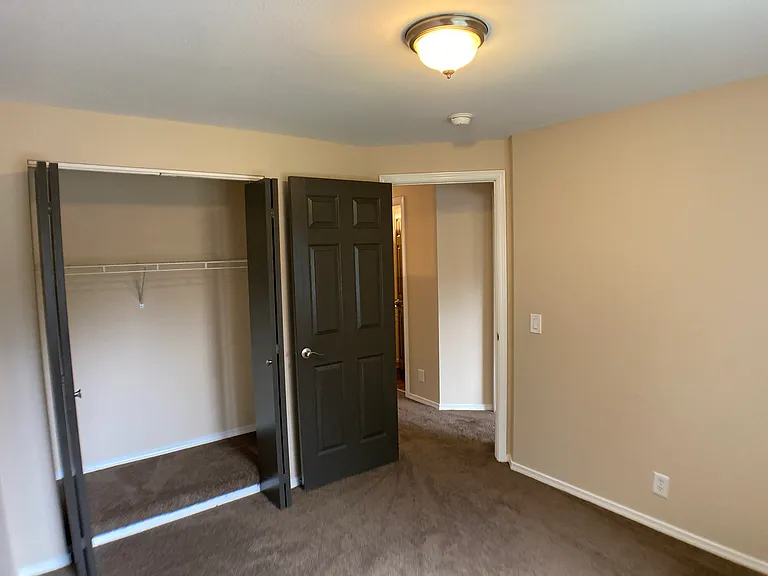 1841 C Pl SE #A — Photo 38